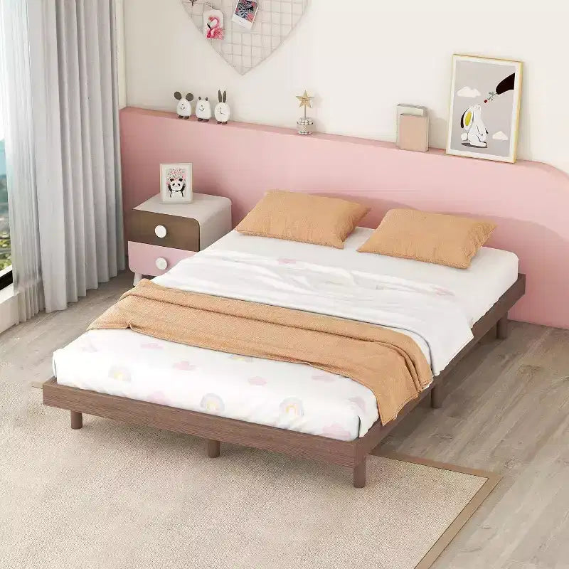 Struttura letto matrimoniale "full size" galleggiante marrone con testiera e pediera, per 1 persona
