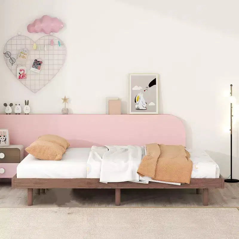 Struttura letto matrimoniale "full size" galleggiante marrone con testiera e pediera, per 1 persona