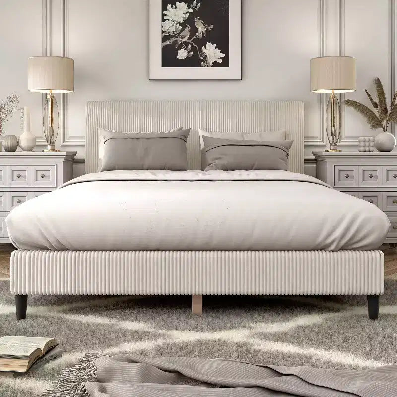 Letto a piattaforma Queen miBasics Beckman imbottito in velluto a coste con fodera rimovibile