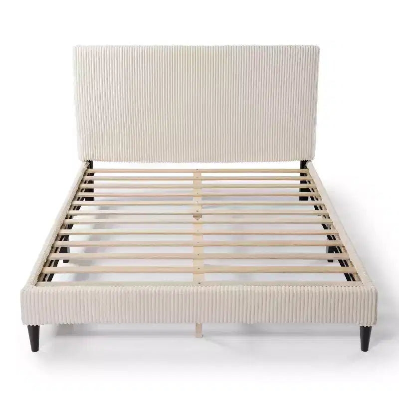 Letto a piattaforma Queen miBasics Beckman imbottito in velluto a coste con fodera rimovibile